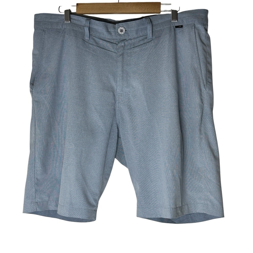 Travis Mathew Shorts Men's Size 36 Blue Lightweight Performance Golf